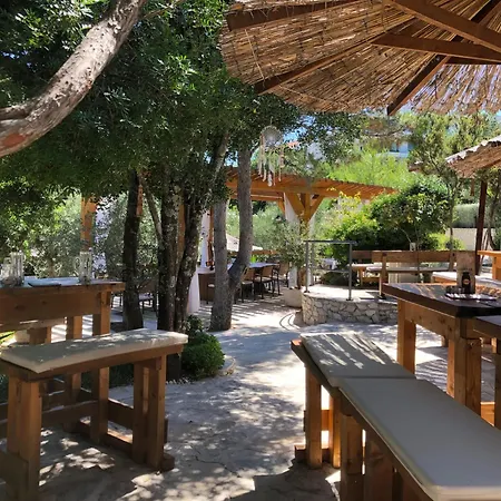 Conte * Korčula